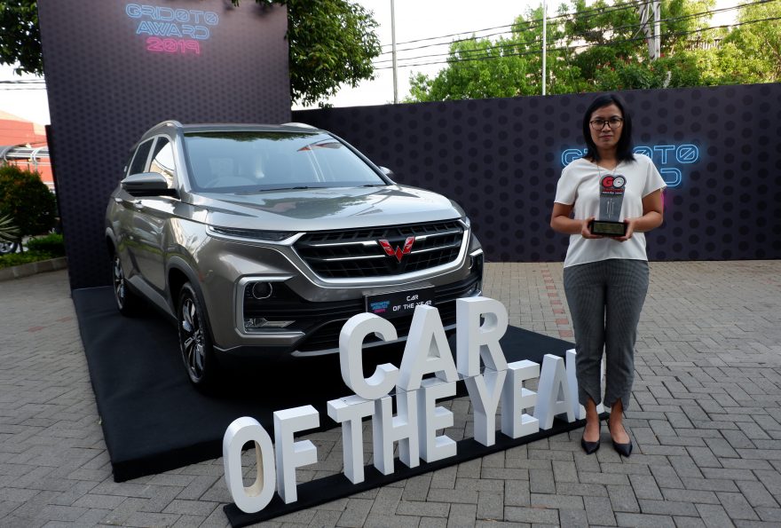 Wuling Almaz Raih Gelar Car Of The Year Fastnlow Net