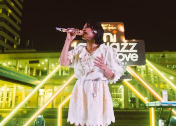 Performance Andien Di Event bni Java Jazz On The Move