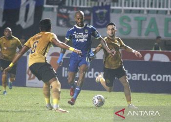 Bhayangkara FC kurang beruntung ketika takluk dari Persib Bandung