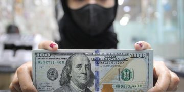 Dolar AS datar di awal sesi Asia jelang keputusan suku bunga Fed