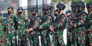 Dua Tentara Indonesia Dihukum Tujuh Bulan Penjara karena Berhubungan Sesama Jenis
