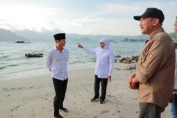 Gubernur Khofifah harapkan Trenggalek terus optimalkan pesona wisata pesisir - ANTARA News Jawa Timur