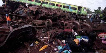 India akhiri operasi penyelamatan kecelakaan kereta api