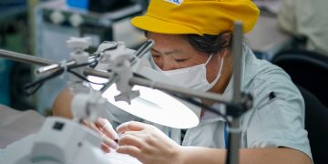 Industri manufaktur informasi elektronik China pertahankan ekspansi