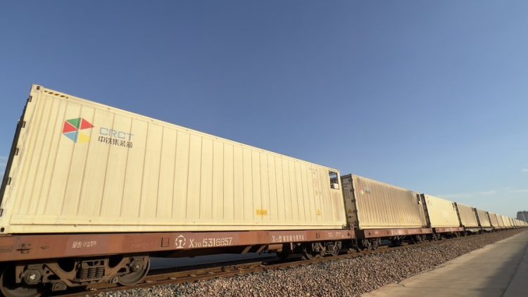 Jalur Kereta China-Laos laporkan peningkatan volume pengangkutan kargo