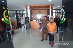 Kejari tahan tersangka korupsi pupuk bersubsidi Kabupaten Madiun - ANTARA News Jawa Timur