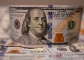 Kurs dolar AS jatuh, aktivitas bisnis eropa yang optimis angkat euro