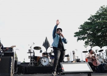 Ndar Boy Genk Mendung Tanpo Udan Bikin Adem Prambanan Jazz Festival 2022