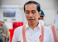 Presiden Joko Widodo menyatakan bahwa Indonesia saat ini belum memasuki tahapan resesi seks, salah satu faktor penyebab dari turunnya pertumbuhan penduduk di kedua negara tersebut. (Foto: Biro Setpres)