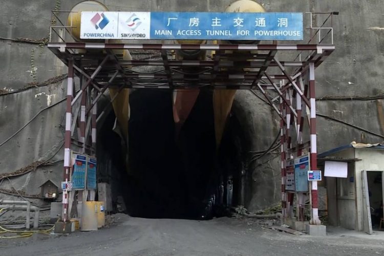 Perusahaan China bantu konstruksi besar proyek PLTA Nepal