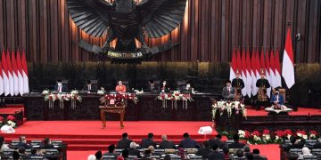 Presiden Jokowi: Waspada Risiko Gejolak Ekonomi Global