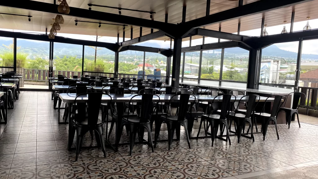 Buah tangan Ruang makan Resto Lantai 3