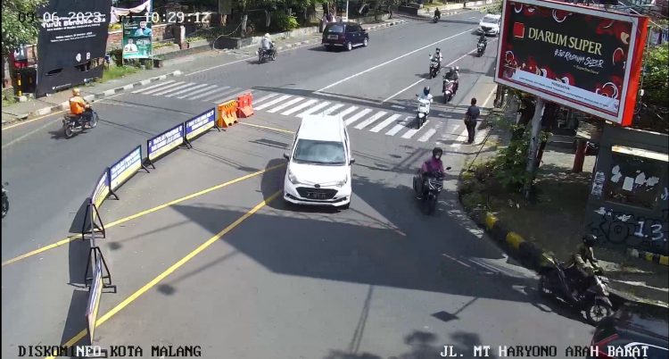 Cctv Jl. Mt. Haryono Arah Barat