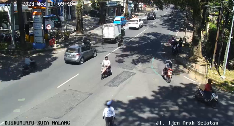 Cctv Jl. Ijen Arah Selatan Apotek Kimia Farma