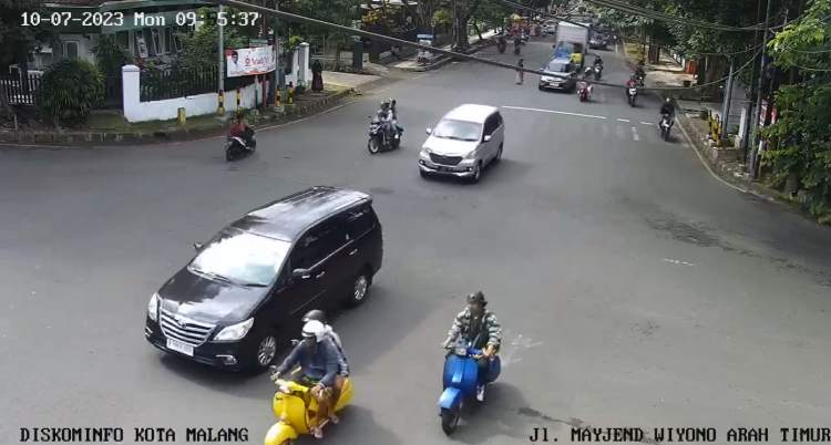 Cctv Jl. Mayjen Wiyono Arah Timur Kesatrian