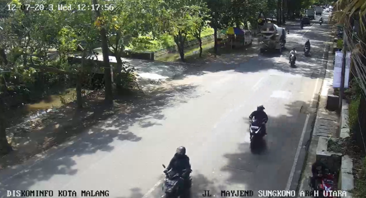 Cctv Jl. Mayjend Sungkono Arah Utara (gor Ken Arok)