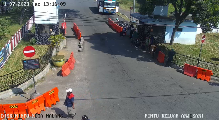 Cctv Pintu Keluar Terminal Arjosari