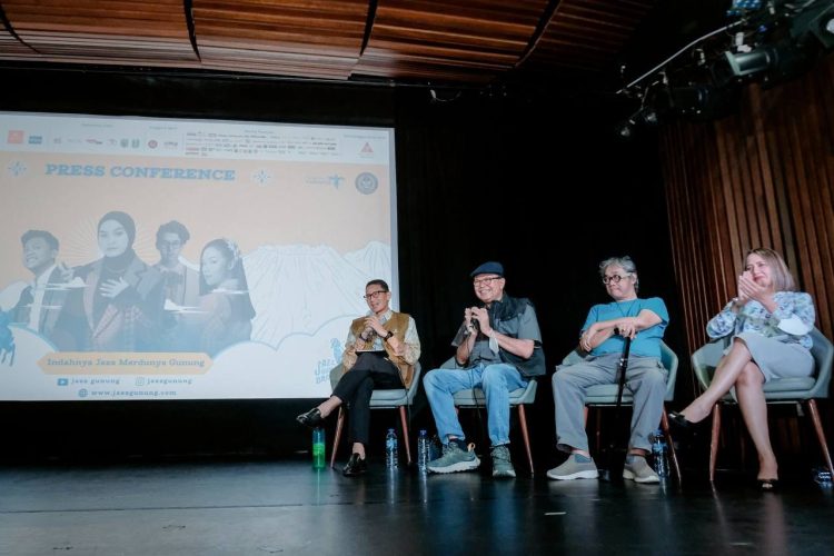 Menparekraf Ajak Masyarakat Healing Di “jazz Gunung Bromo 2023”