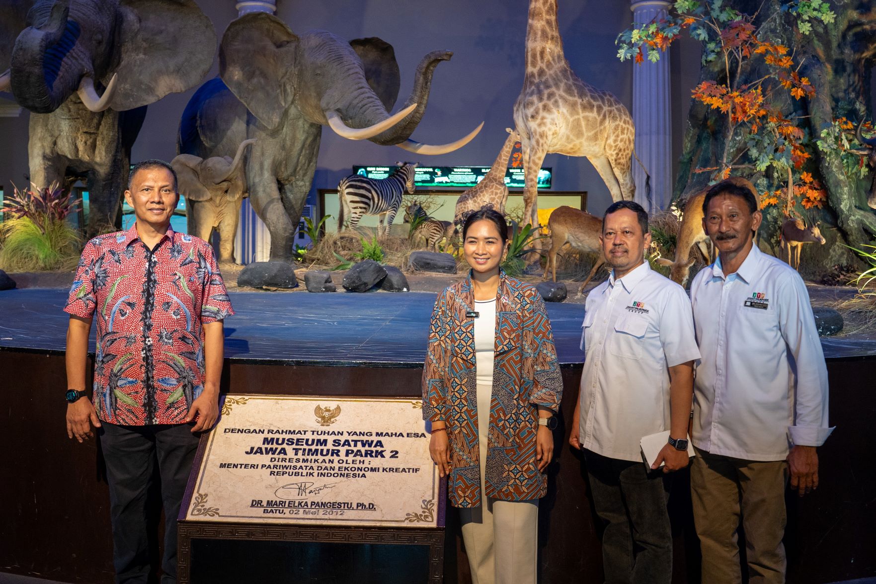 Peninjauan Wisata Oleh Wamen Pariwisata Ri, Ibu Ni Luh Puspa Ke Jawa Timur Park Group