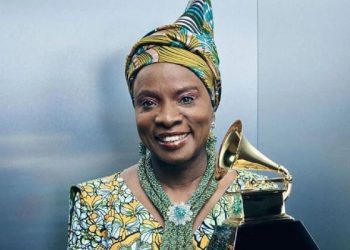 Angelique Kidjo membawa tradisi dan interpretasi afrika yang eklektik - WartaJazz.com | Indonesian Jazz News