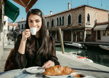 Kebiasaan pagi di Italia, kopag!
