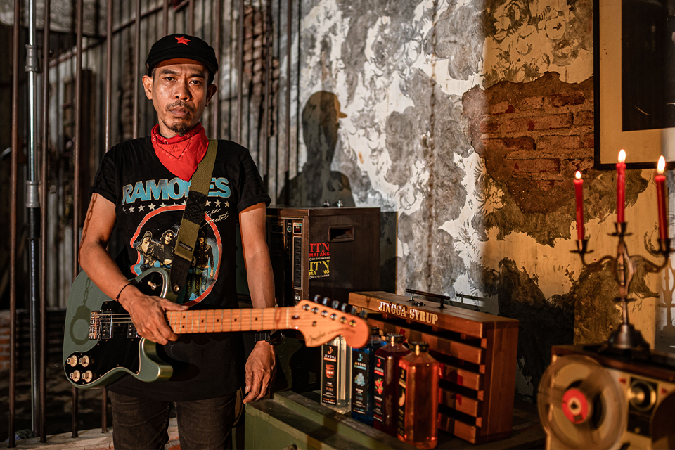 Suara yang Berani Melawan Pembungkaman Suara yang Berani Melawan Pembungkaman
