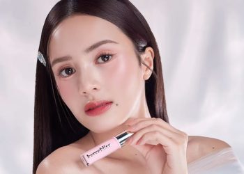 wajah yang fresh seperti baru mandi, bersih, glowing, dan pastinya natural