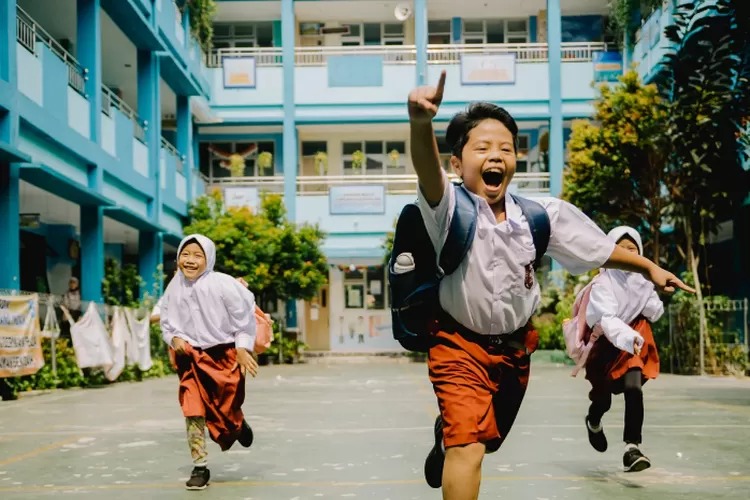 Program Sekolah Rakyat (SR) yang digagas oleh Pemerintah Pusat