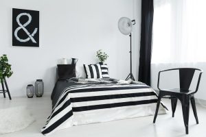 Rekomendasi Bedcover Hitam Putih Terbaik untuk Percantik Kamar