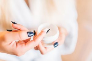 Kenali 5 Tanda Skincare Tidak Cocok di Kulit