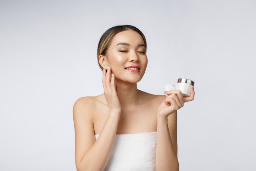Tips Memilih Skincare Sesuai Jenis Kulit