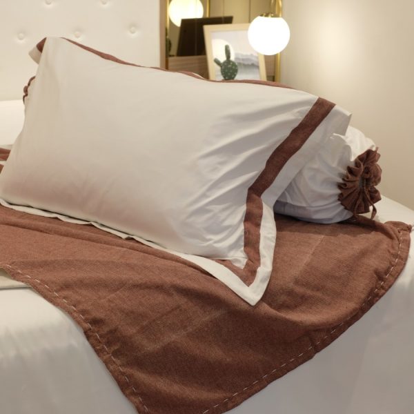 Redivivus Brown