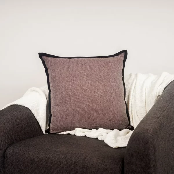 Redivivus Cushion