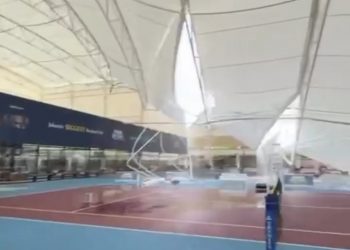 Turnamen Padel Jakarta Open Bubar, Atap Lapangan Ambruk, Banyak Artis Panik