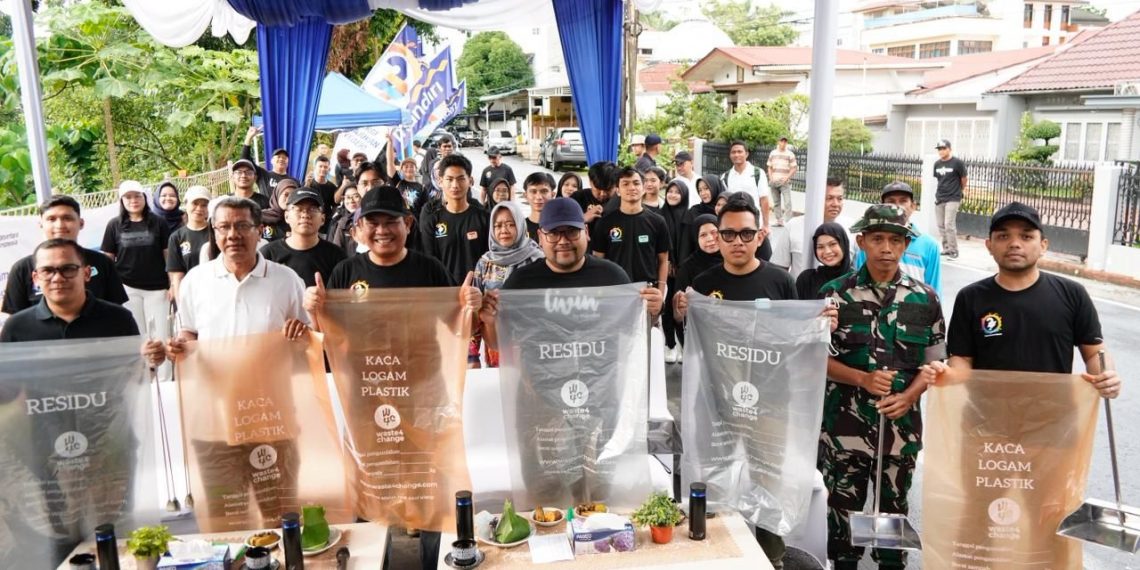 Bank Mandiri Gelar Aksi Bersih Mandiri di Sumatera, Libatkan 100 Peserta untuk Jaga Kelestarian Lingkungan