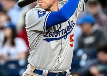 Freddie Freeman Cetak Home Run di Inning ke-18, Dodgers Menang Dramatis Atas Bue Jays di Game 3