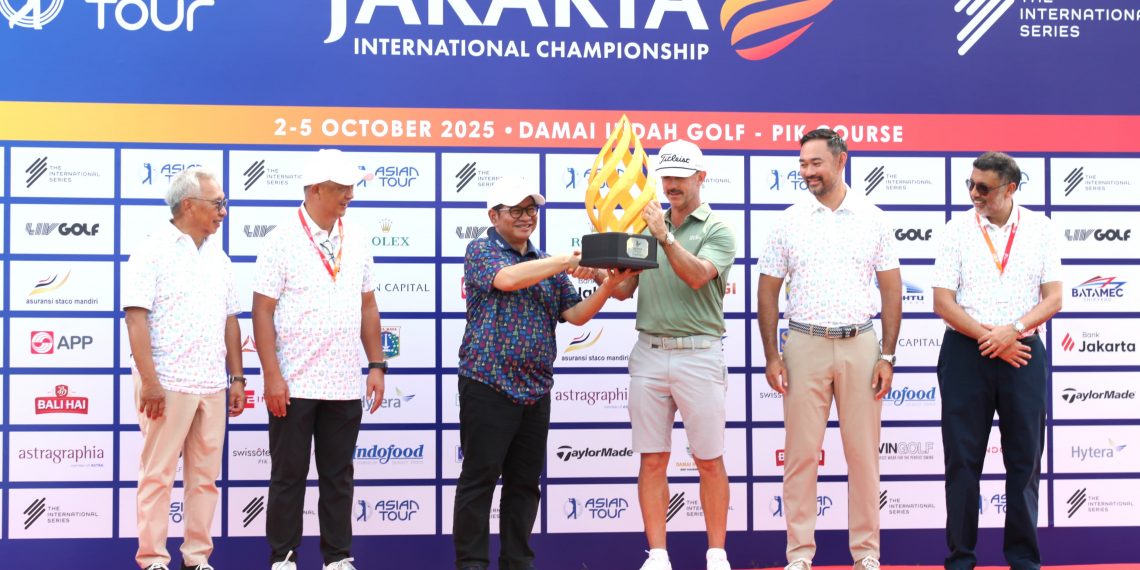 Wade Ormsby Juara Debut Jakarta International Championship 2025 di PIK Golf