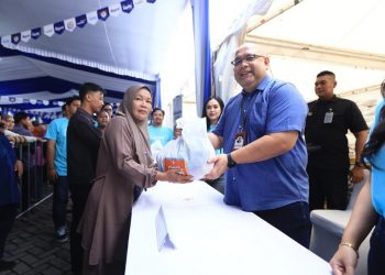Memperkokoh Sinergi Majukan Negeri: Bank Mandiri Gelar Pasar Rakyat dan Dukungan UMKM di Palembang Rayakan HUT ke-27