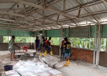 Satgas TMMD Ke-126 Percepat Renovasi Gereja Advent di Kampung Babak