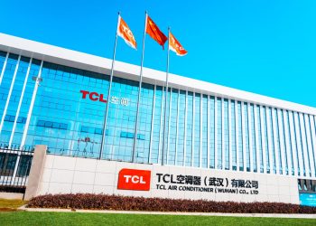 TCL Tunjukkan Teknologi Pendingin Udara No. 1 Dunia Lewat Kunjungan Pabrik Canggih di Wuhan