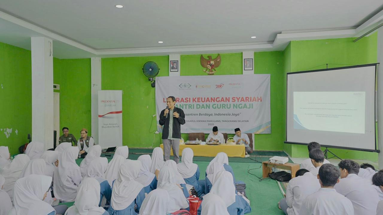 Peringati Hari Santri Nasional, Prudential Syariah dan NU Care–LAZISNU Dorong Literasi Keuangan Syariah di Kalangan Santri
