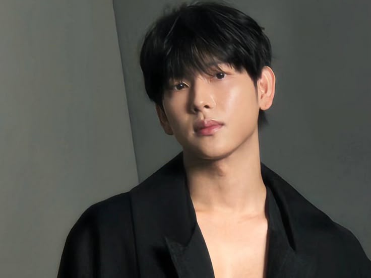 Im Siwan Gabung SM Entertainment, Siapkan Album Solo Perdana Akhir 2025