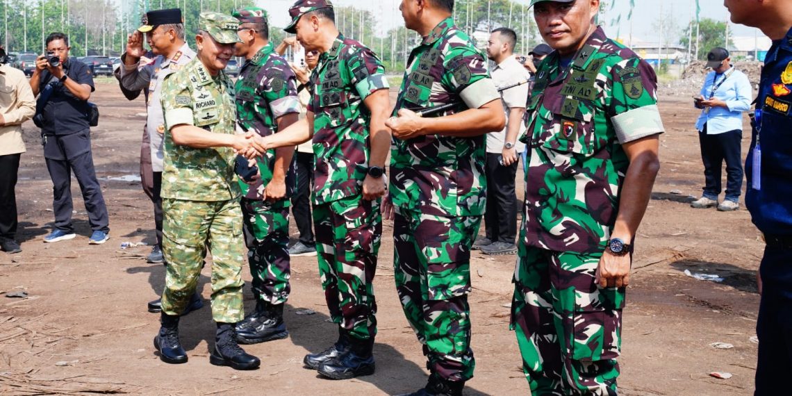 Kasum TNI Apresiasi Keberhasilan Satgas PKH Bongkar Ribuan Kubik Kayu Ilegal di Gresik