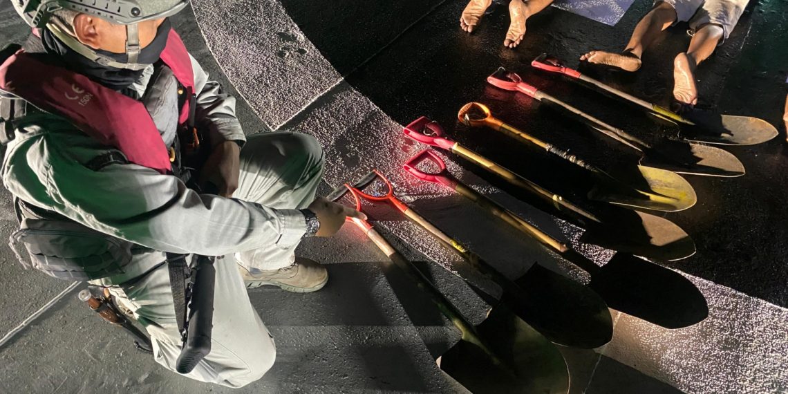 Bakamla RI Gagalkan Dugaan Aksi Perompakan Batu Bara di Perairan Kalimantan Timur