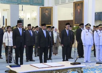 Prabowo Lantik Anggito Abimanyu Jadi Ketua Baru LPS Gantikan Purbaya