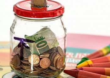 Menabung dan Berinvestasi: Strategi Keuangan untuk Masa Depan Stabil