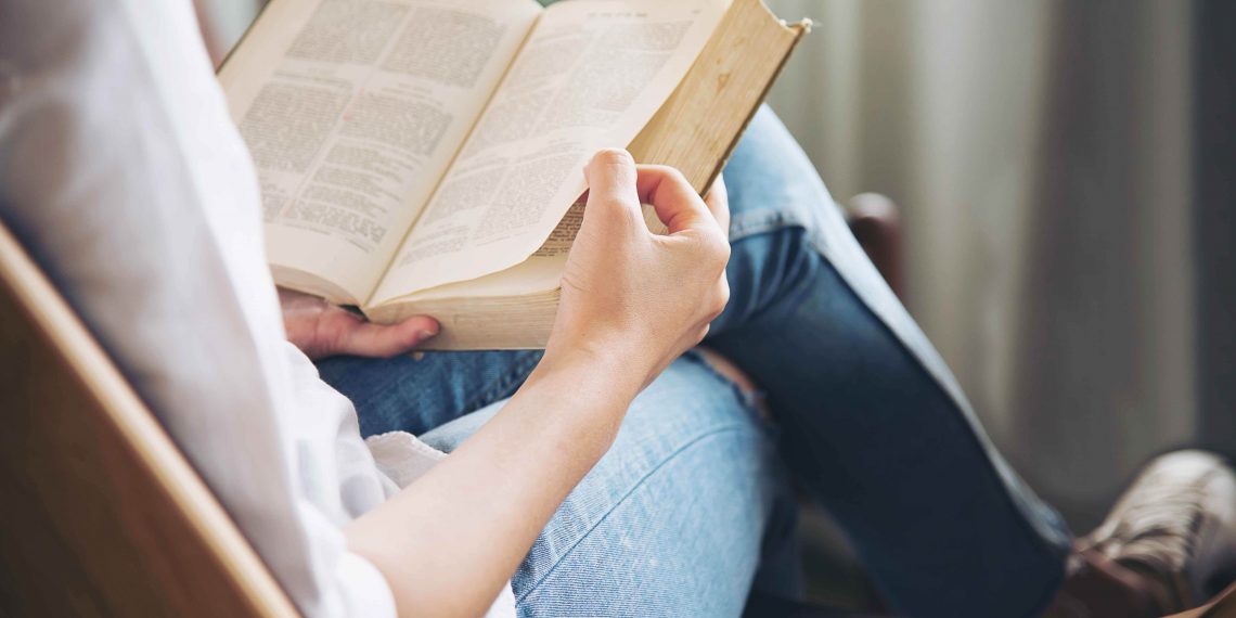 Membaca: Kebiasaan Kecil yang Bisa Ubah Cara Pandang Hidup