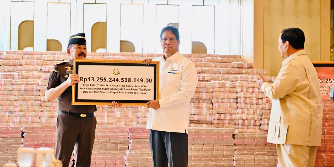 DPR Minta KPK dan Polri Ikut Pulihkan Uang Negara Seperti Kejagung