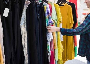 Fast Fashion, Gaya Murah Tapi Menimbulkan Masalah