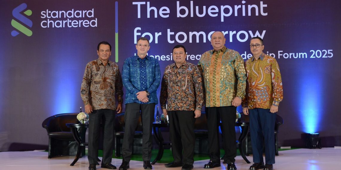 Standard Chartered Indonesia Dorong Akselerasi Transformasi Treasury Digital di Indonesia Treasury Leadership Forum 2025